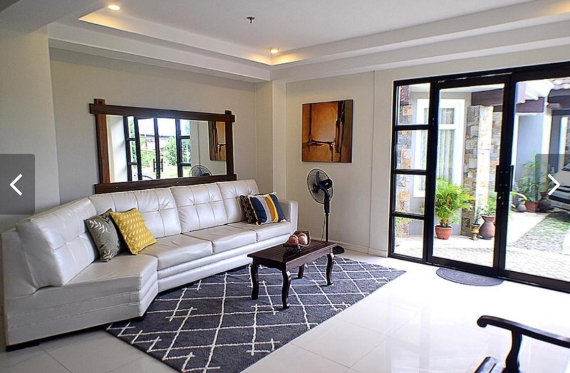 The Guest House Laoag Kültér fotó